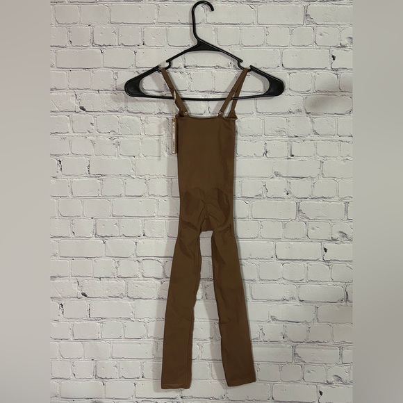 NWT SKIMS Everyday Sculpt Open Bust Catsuit Jasper Size XXS - Picture 5 of 11